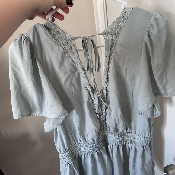 AE LACE FLUTTER-SLEEVE BLOUSE SIZE LARGE - Picture 2 of 3